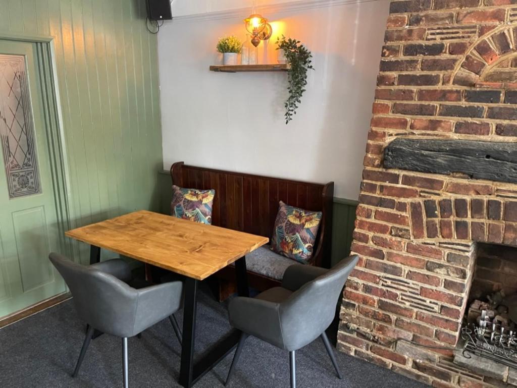 The Pheasant Inn Dunstable Buitenkant foto